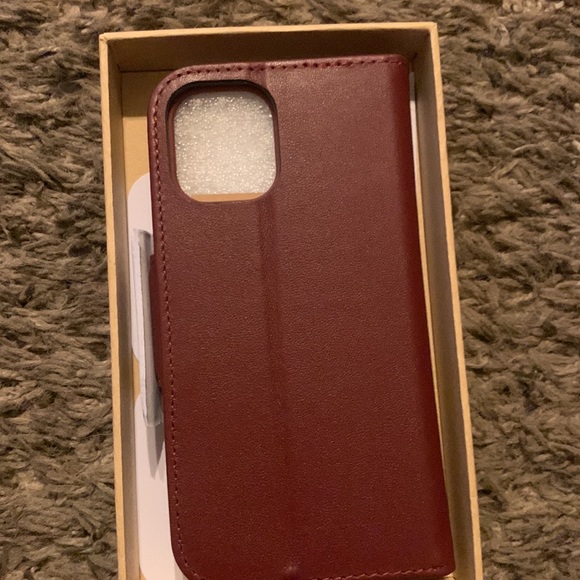 FYY PHONE CASE - Picture 4 of 5